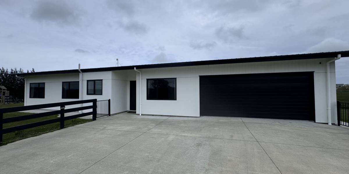 61 Kimber St, Halcombe, Manawatū-Whanganui 4779 New Zealand