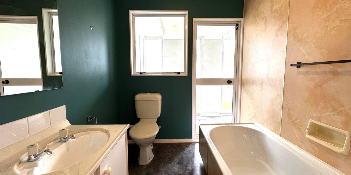 191A Fitzherbert Ave, West End, Manawatu-Wanganui 4410 New Zealand