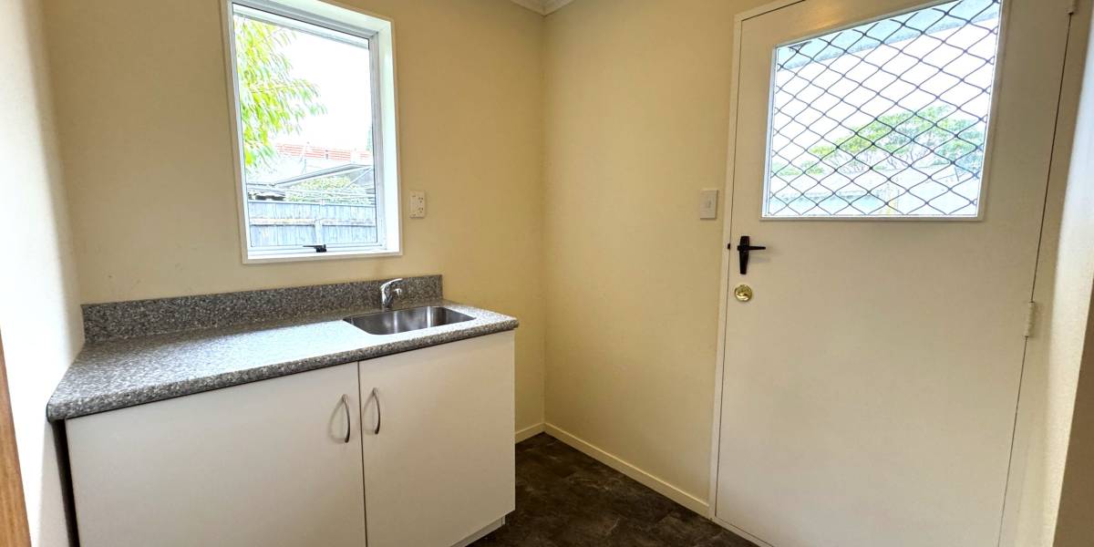 191A Fitzherbert Ave, West End, Manawatu-Wanganui 4410 New Zealand