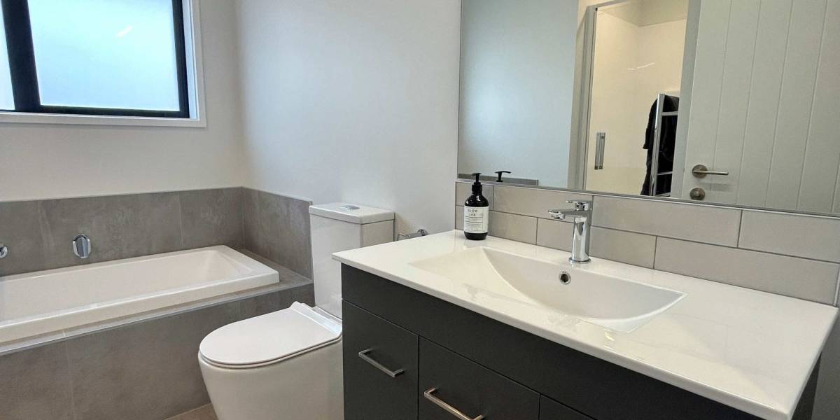 16B Turoa St, Feilding,  4702 New Zealand