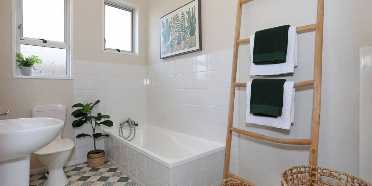 12 Winston Ave, Hokowhitu, Manawatu-Wanganui 4410 New Zealand