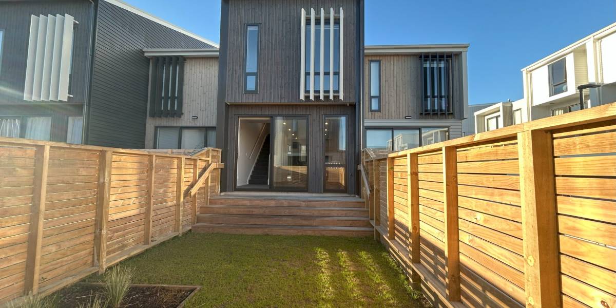 12 Kamahi Pl, Paraparaumu, Wellington 5032 New Zealand