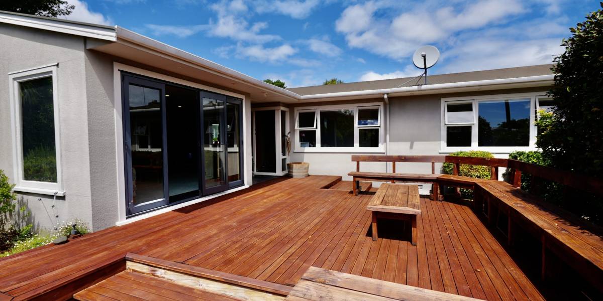 74 Long Melford Rd, Awapuni, Manawatu-Wanganui 4412 New Zealand