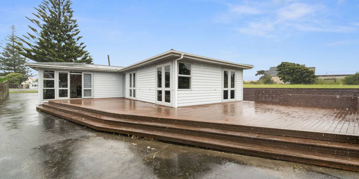 47 Park Ave, Waitarere Beach, MANAWATU-WANGANUI 5510 New Zealand