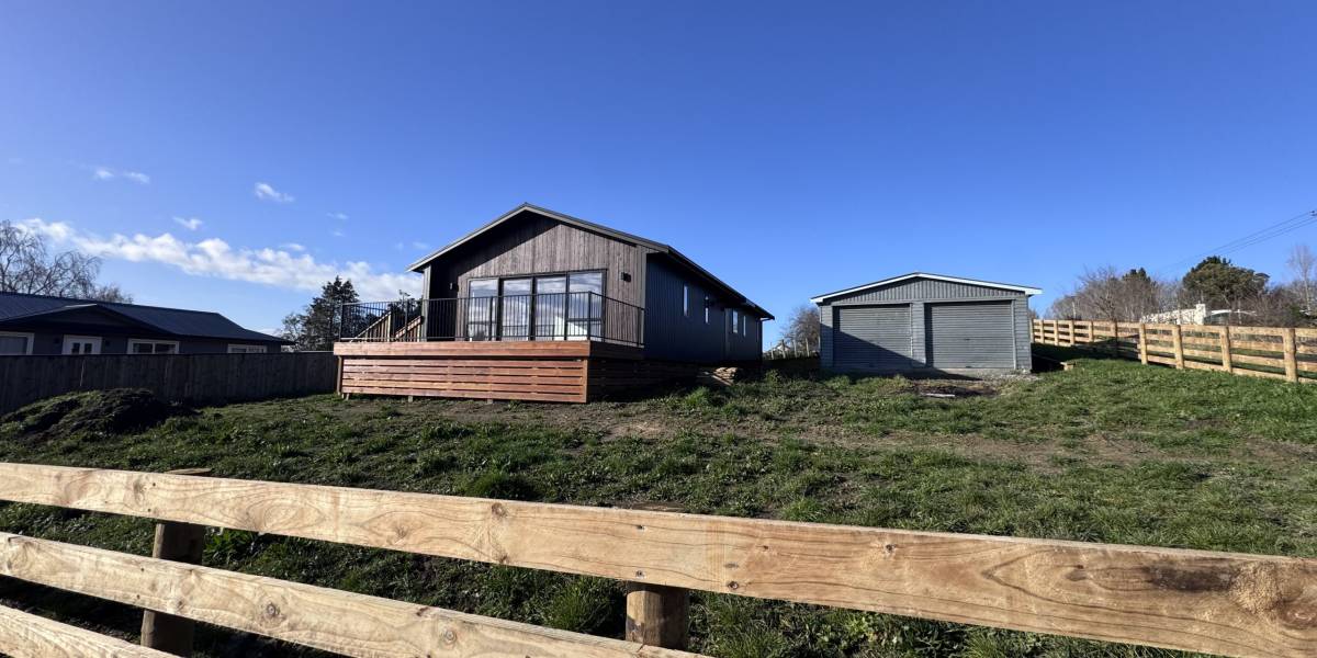 84 Hastings St, Halcombe, Manawatū-Whanganui Region 4779 New Zealand
