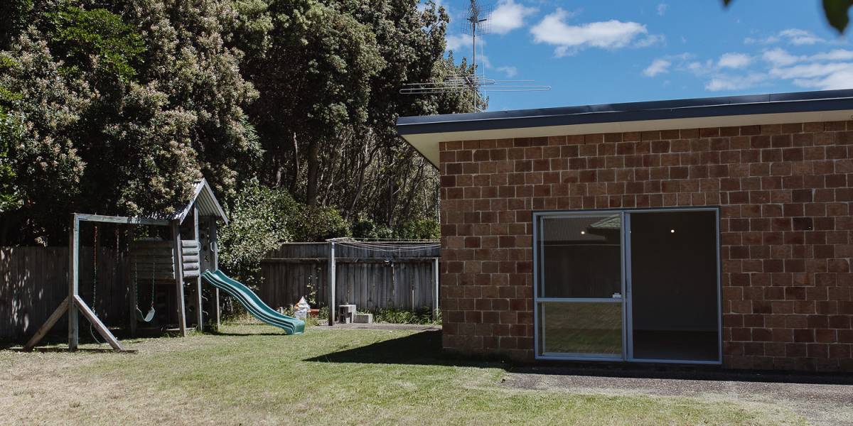 102 Weggery Dr, Waikanae Beach, Wellington 5036 New Zealand