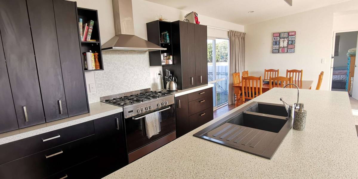 44 Hunia Terrace, Himatangi, Manawatu-Wanganui 4891 New Zealand