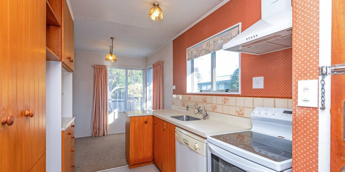 48 Apollo Parade, Milson, Manawatu-Wanganui 4414 New Zealand