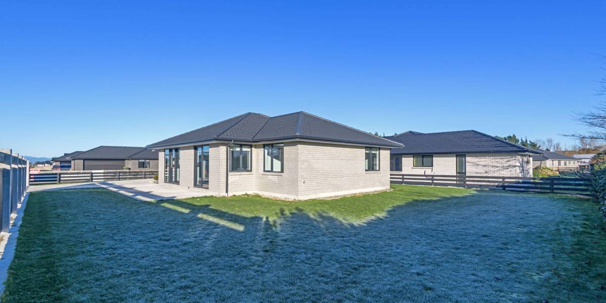 121 Churcher St, Feilding, Manawatu-Wanganui 4702 New Zealand
