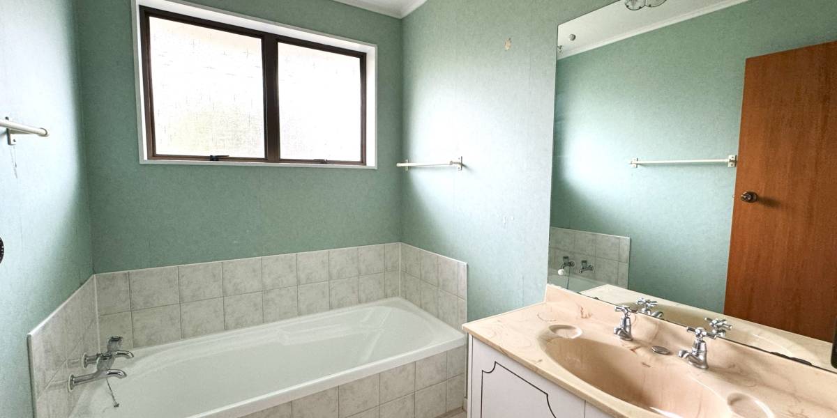 100A Maxwells Line, Awapuni, Manawatu-Wanganui 4412 New Zealand