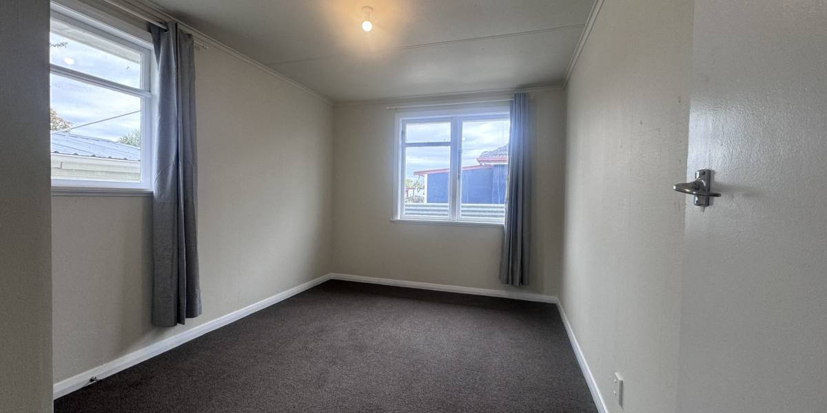 24 Manchester St, Takaro, Manawatu-Wanganui 4412 New Zealand
