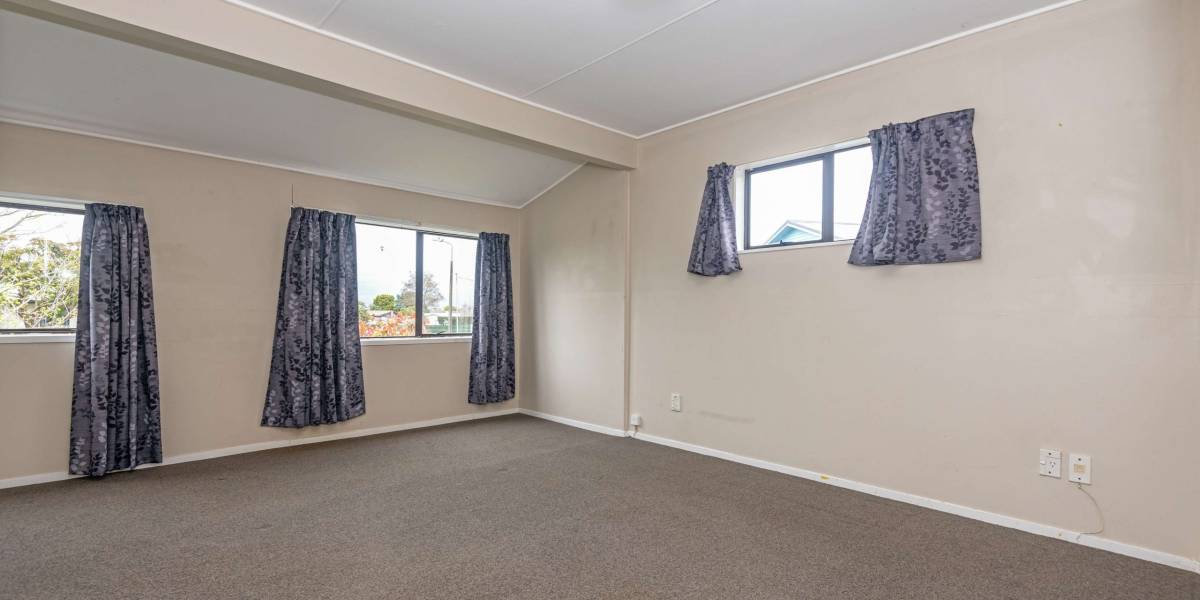 21 Dahlstrom Grove, Kelvin Grove, Manawatu-Wanganui 4414 New Zealand