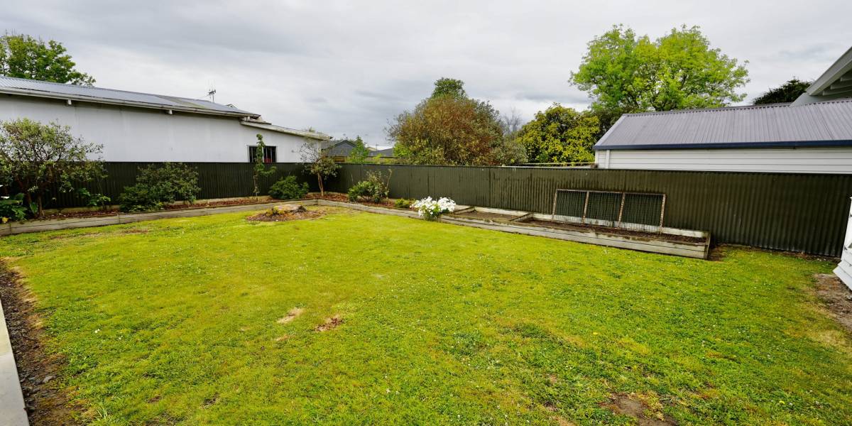 16 Karamu Ave, Takaro, Manawatu-Wanganui 4410 New Zealand