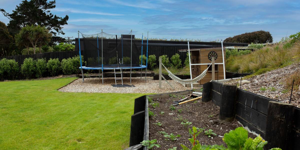 35 Paetawa Rd, Peka Peka, Wellington Region 5391 New Zealand