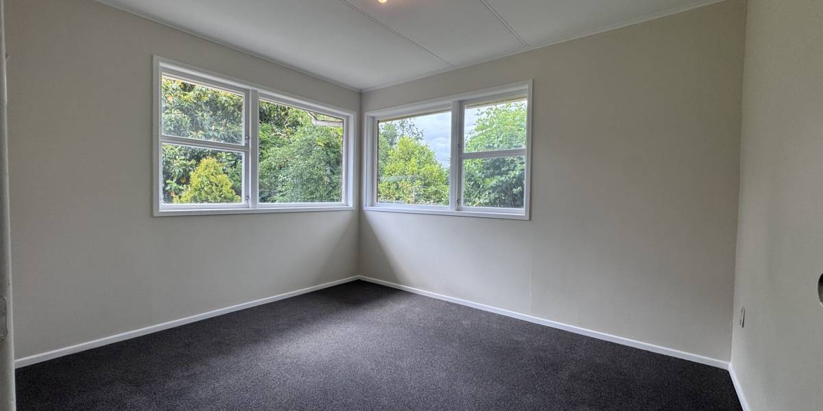 3 Kennedy Ave, Feilding, Manawatū-Whanganui Region 4702 New Zealand