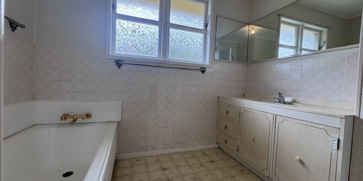 3 Kennedy Ave, Feilding, Manawatū-Whanganui Region 4702 New Zealand