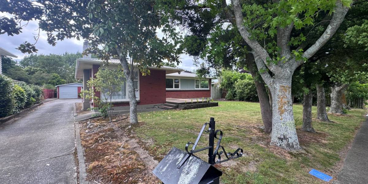 3 Kennedy Ave, Feilding, Manawatū-Whanganui Region 4702 New Zealand