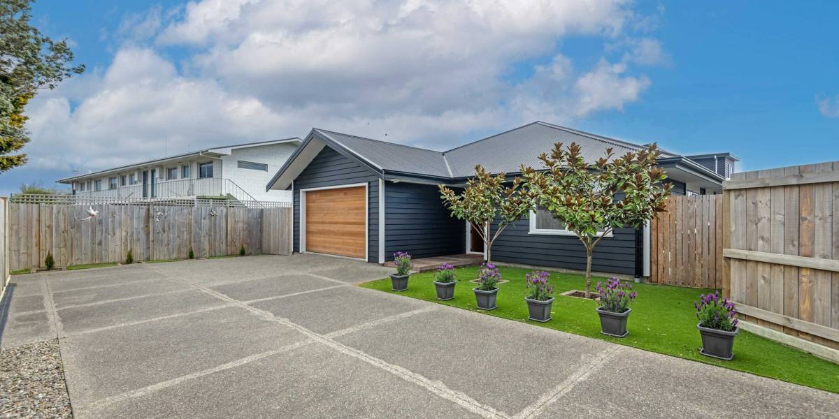 14C Roy Street, City Centre, Manawatu-Wanganui 4410 New Zealand