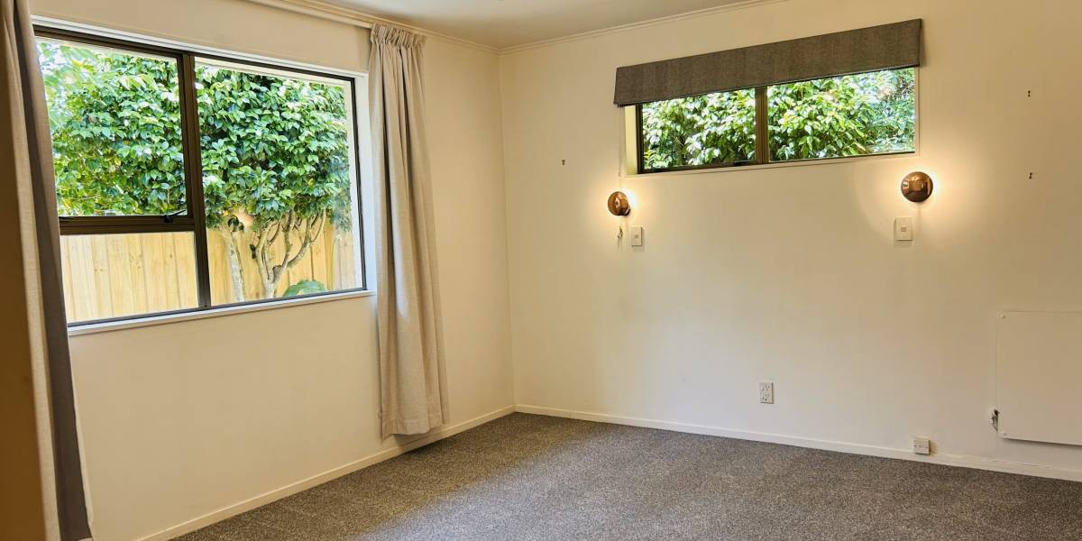 28 Rewarewa Cres, Waikanae, Wellington Region 5036 New Zealand