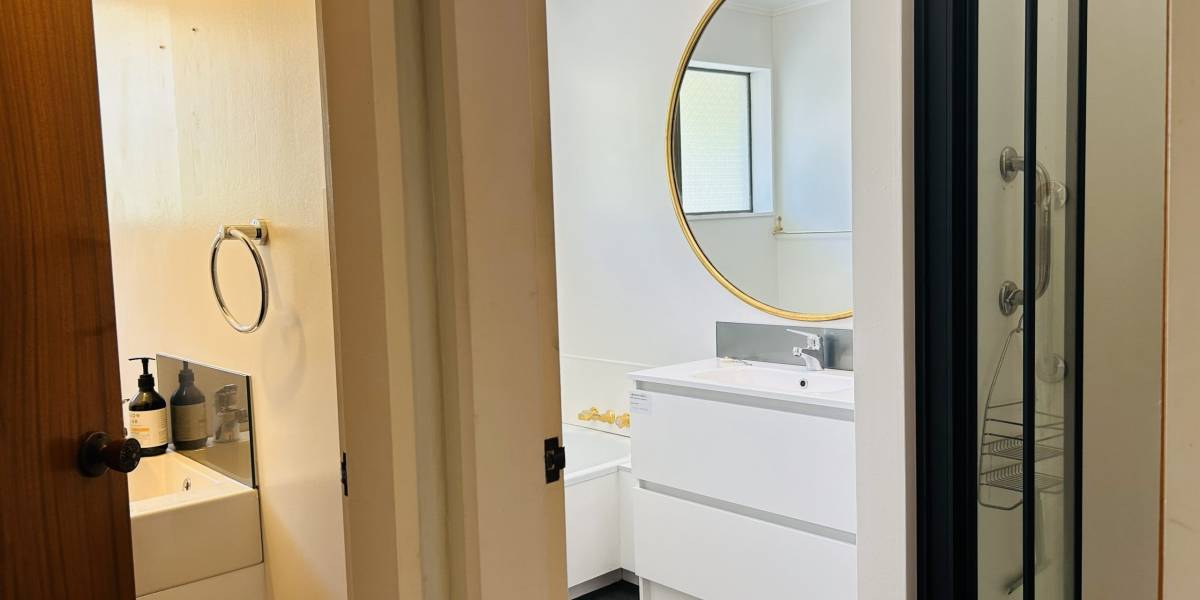 28 Rewarewa Cres, Waikanae, Wellington Region 5036 New Zealand