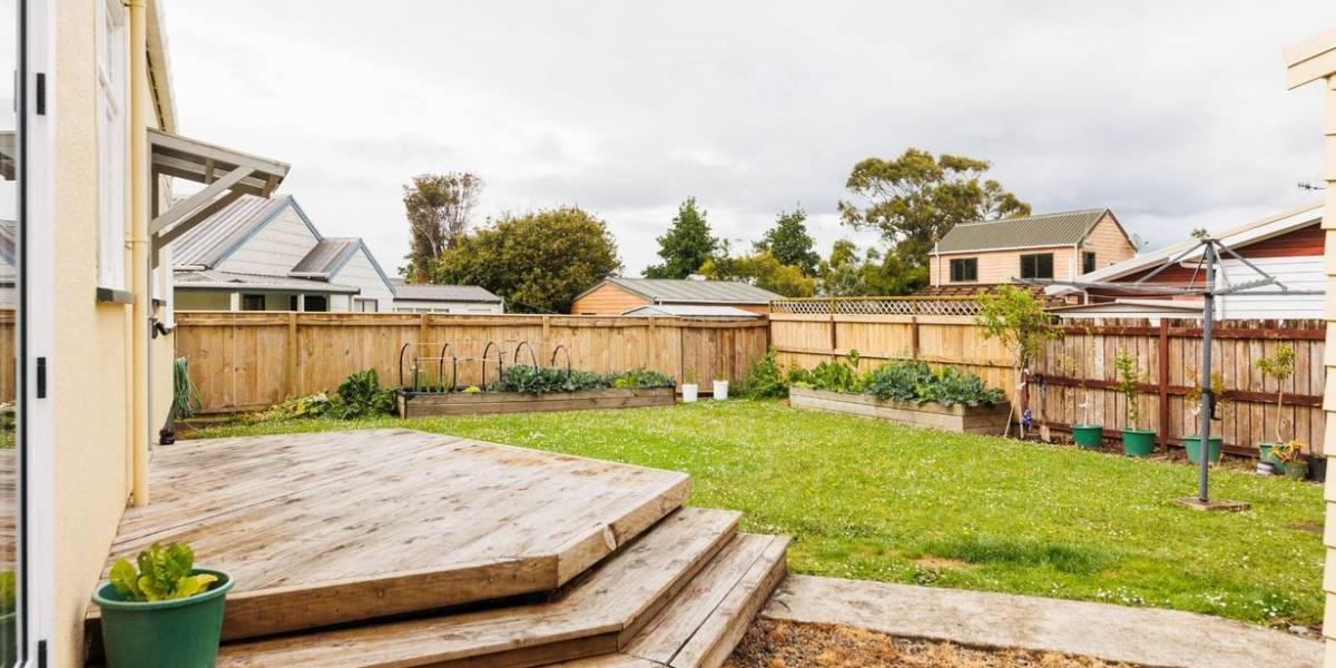 77 Hillcrest Dr, Kelvin Grove, Manawatu-Wanganui 4414 New Zealand