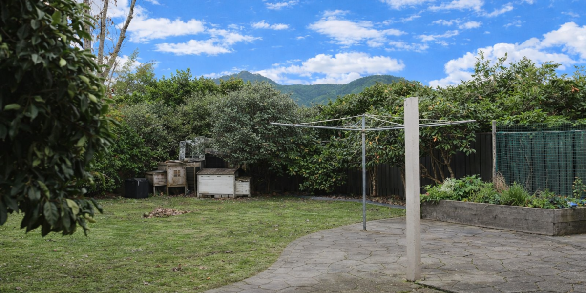 b/41 Sylvan Avenue, Waikanae,