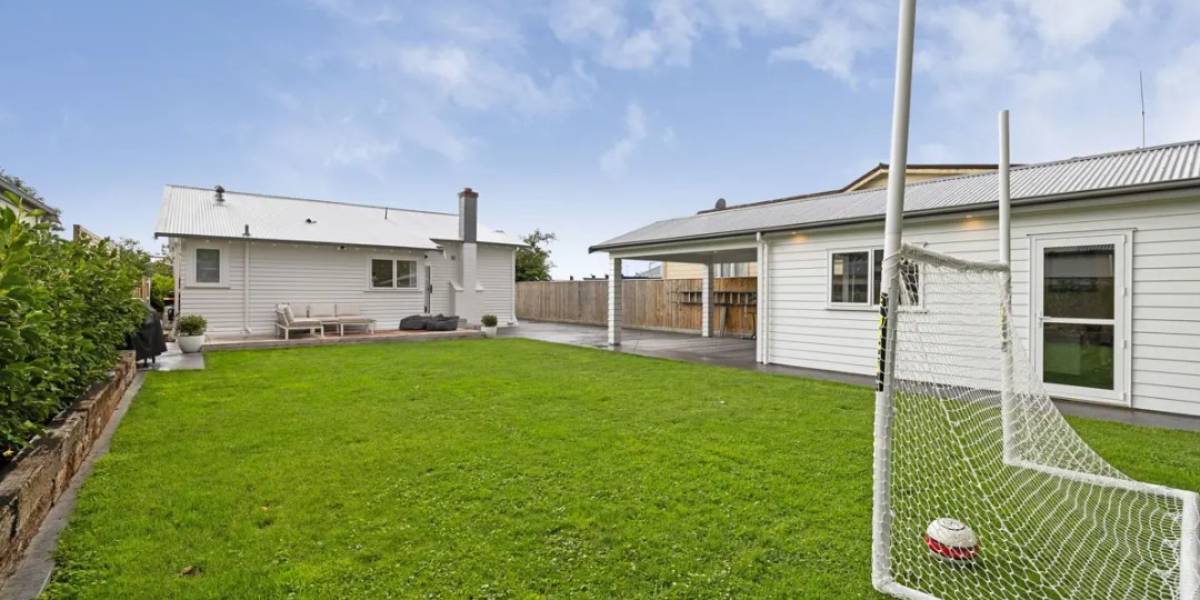 11 Miro St, Takaro, Manawatu-Wanganui 4410 New Zealand