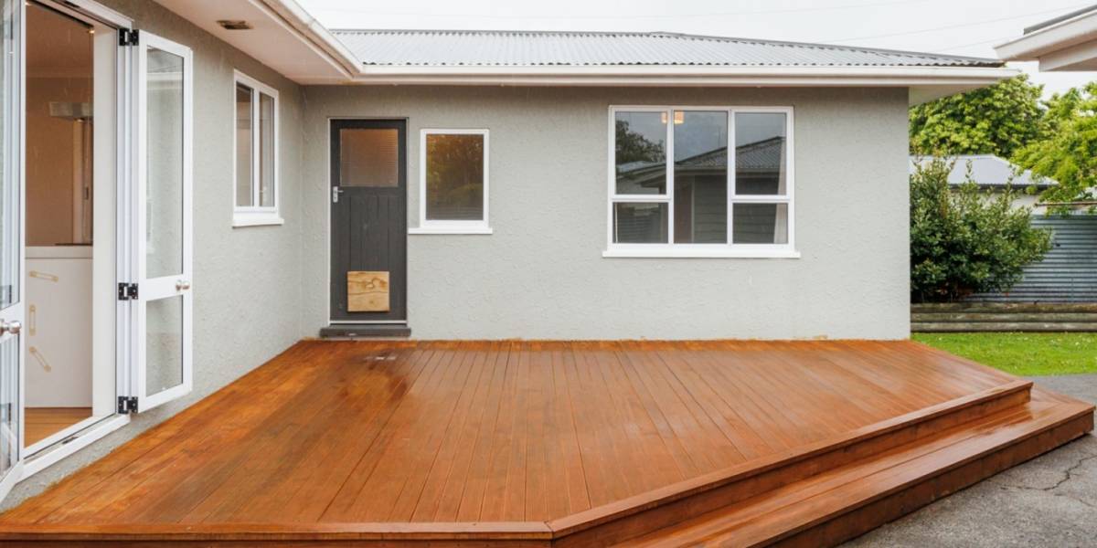 4 Eton Place, Terrace End, Palmerston North 4410