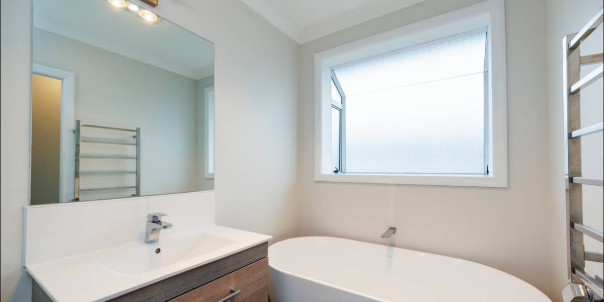 4 Eton Place, Terrace End, Palmerston North 4410