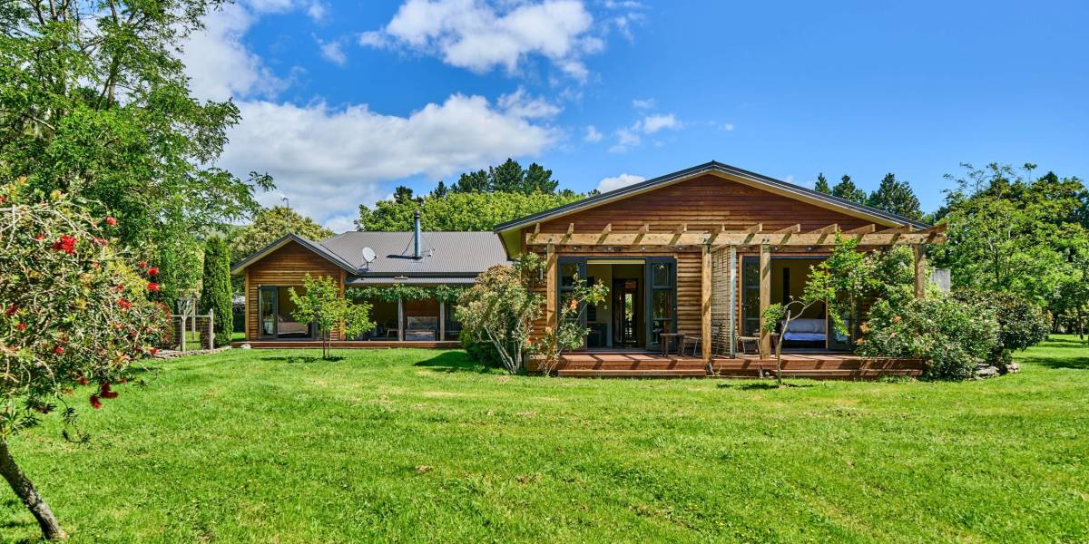 96 Arcus Rd, Te Horo, Wellington 5582 New Zealand