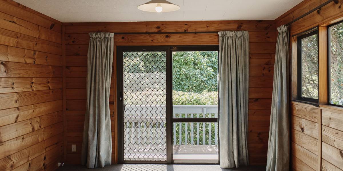 6 Gates Road, Waikanae Beach, Wellington 5036