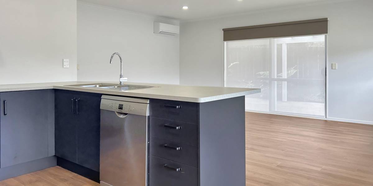 121 Queens Rd, Waikanae Beach, Wellington Region 5036 New Zealand