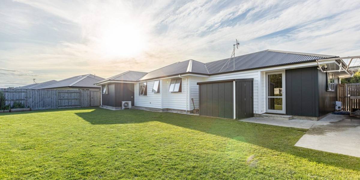 30 Freedom Drive, Kelvin Grove, Manawatu-Wanganui 4414 New Zealand