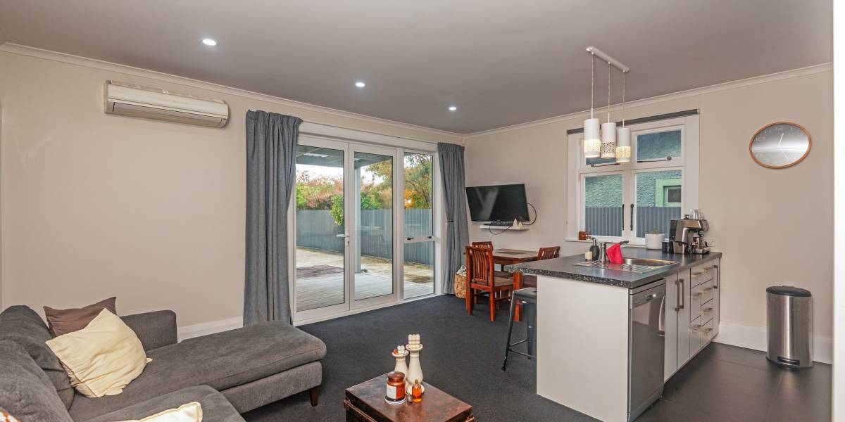 11 Shamrock St, Takaro, Manawatu-Wanganui 4412 New Zealand