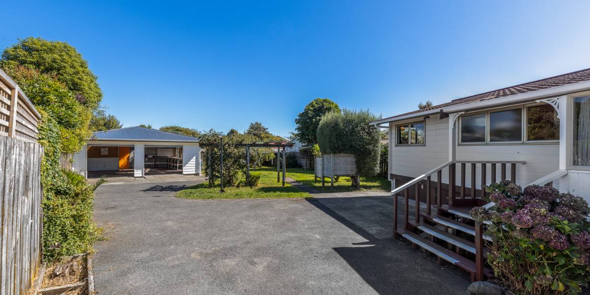 7 Kanawa St, Waikanae, Wellington Region 5036 New Zealand
