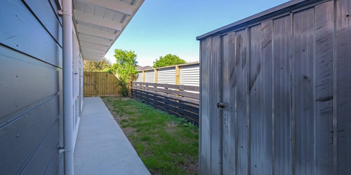 4 Viscount Pl, West End, Manawatu-Wanganui 4412 New Zealand