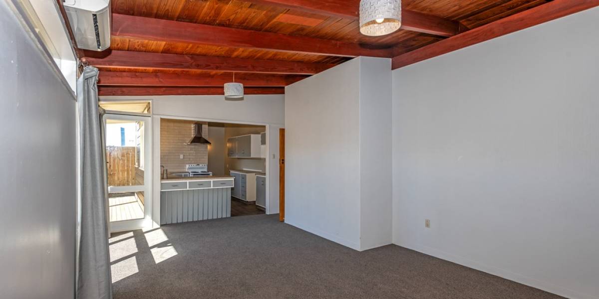 4 Viscount Pl, West End, Manawatu-Wanganui 4412 New Zealand