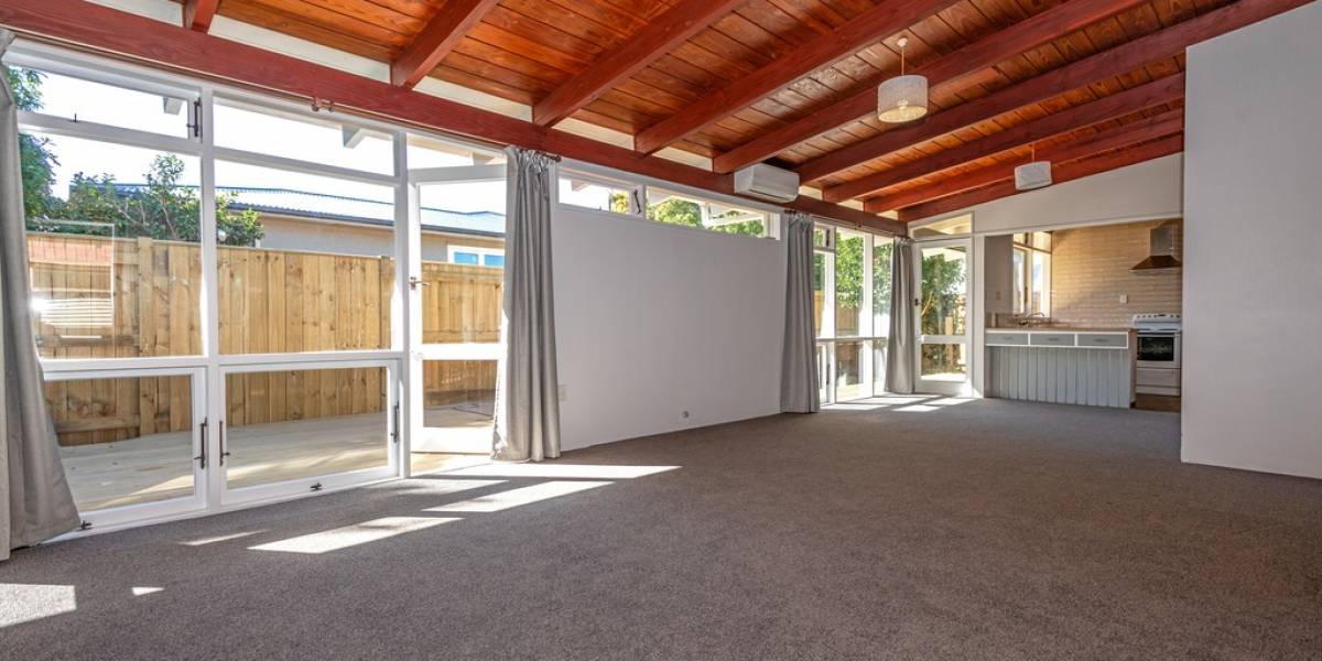 4 Viscount Pl, West End, Manawatu-Wanganui 4412 New Zealand