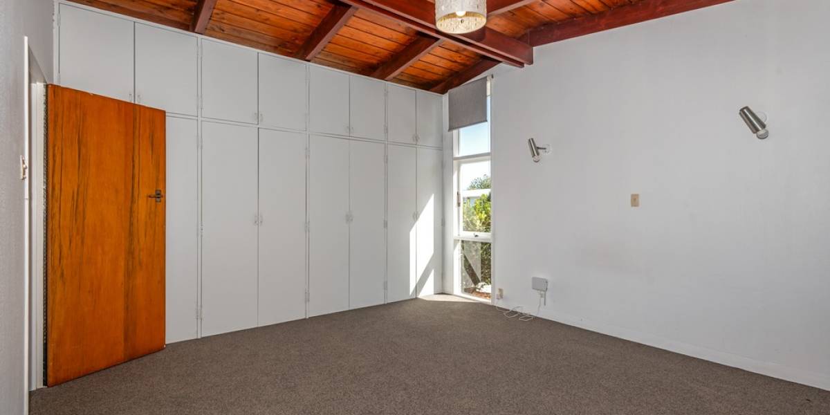 4 Viscount Pl, West End, Manawatu-Wanganui 4412 New Zealand