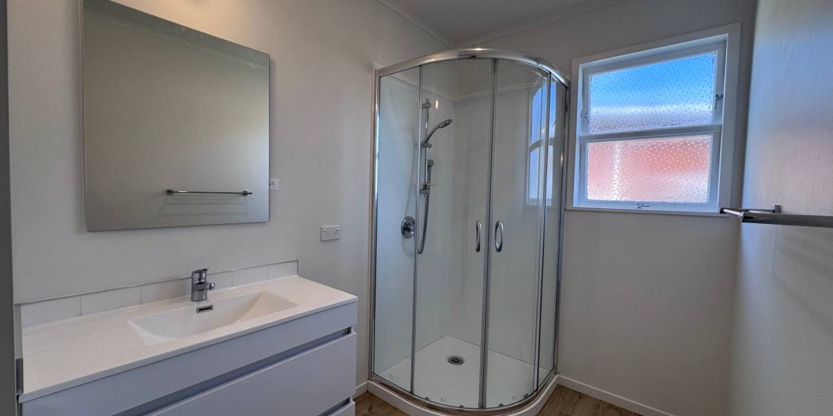 28 Dewe Ave, Feilding, Manawatū-Whanganui Region 4702 New Zealand