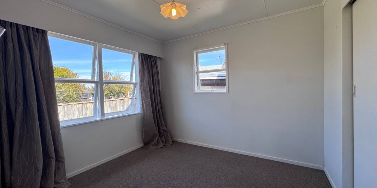 28 Dewe Ave, Feilding, Manawatū-Whanganui Region 4702 New Zealand
