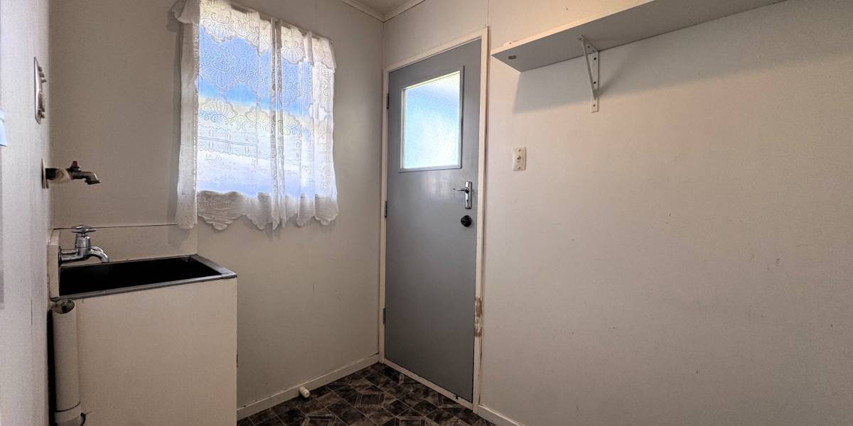 28 Dewe Ave, Feilding, Manawatū-Whanganui Region 4702 New Zealand