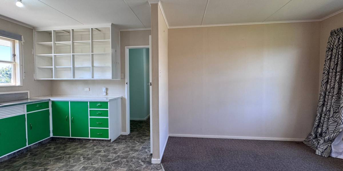 28 Dewe Ave, Feilding, Manawatū-Whanganui Region 4702 New Zealand