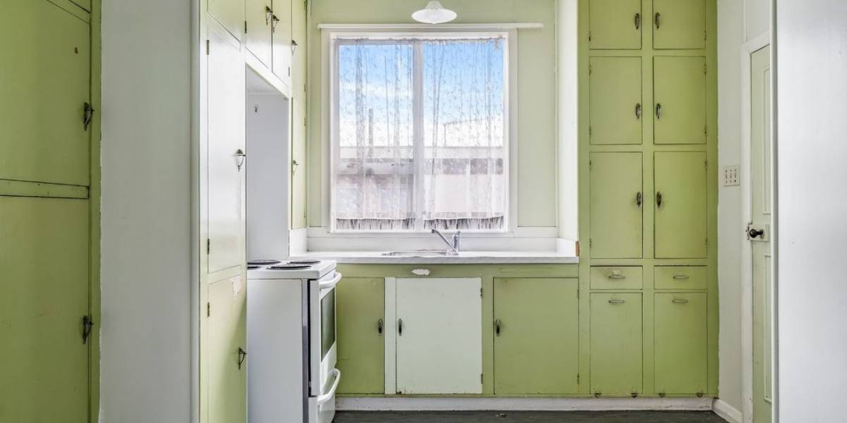 B/9 Worcester Street, West End, Manawatu-Wanganui 4410 New Zealand