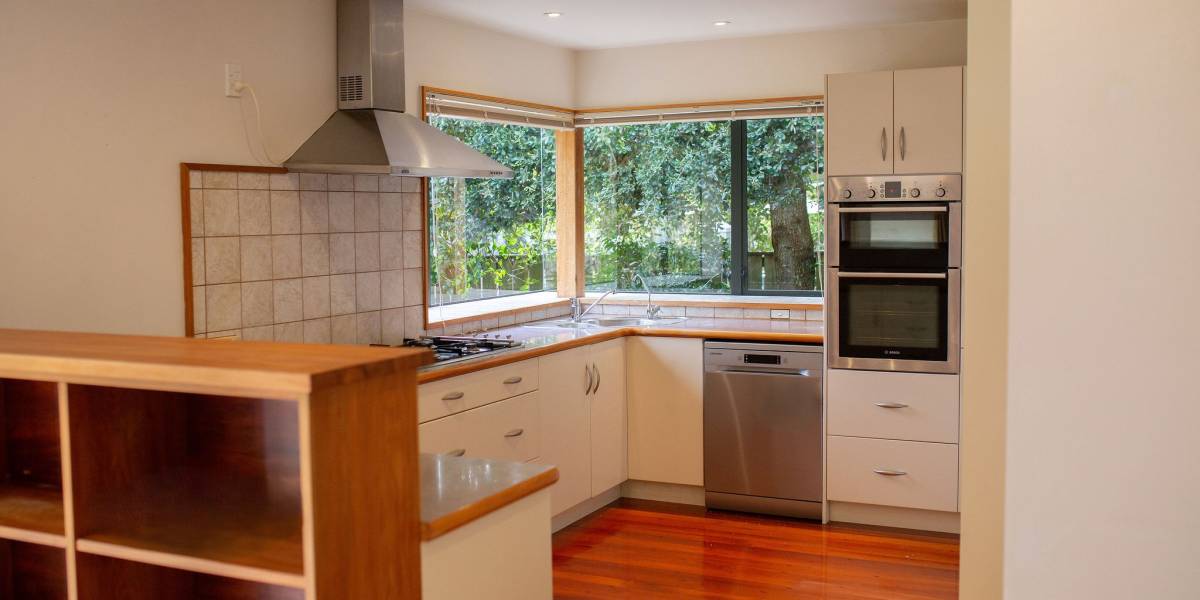13 Horopito Rd, Waikanae, Wellington Region 5036 New Zealand