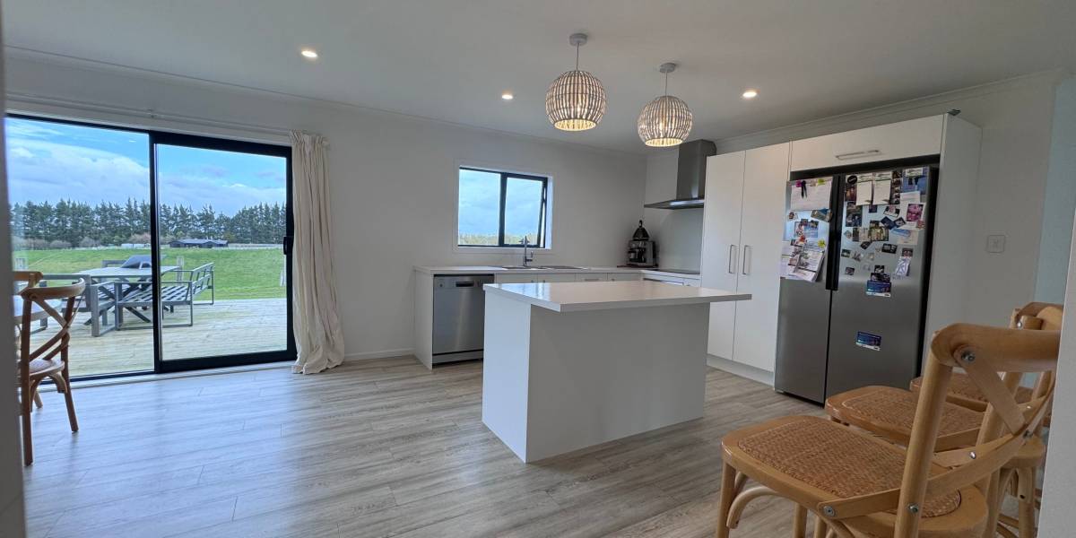 61 Kimber St, Halcombe, Manawatū-Whanganui 4779 New Zealand