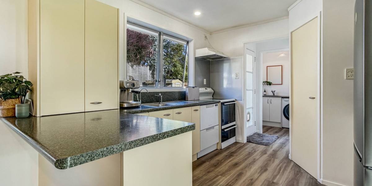 50 Sylvan Ave, Waikanae, Wellington Region 5036 New Zealand