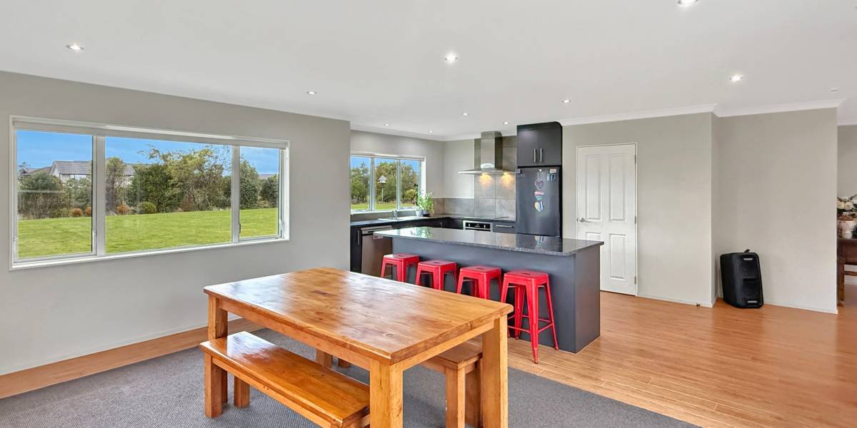 42 Wapiti Ave, Mount Taylor, Manawatū-Whanganui Region 4775 New Zealand