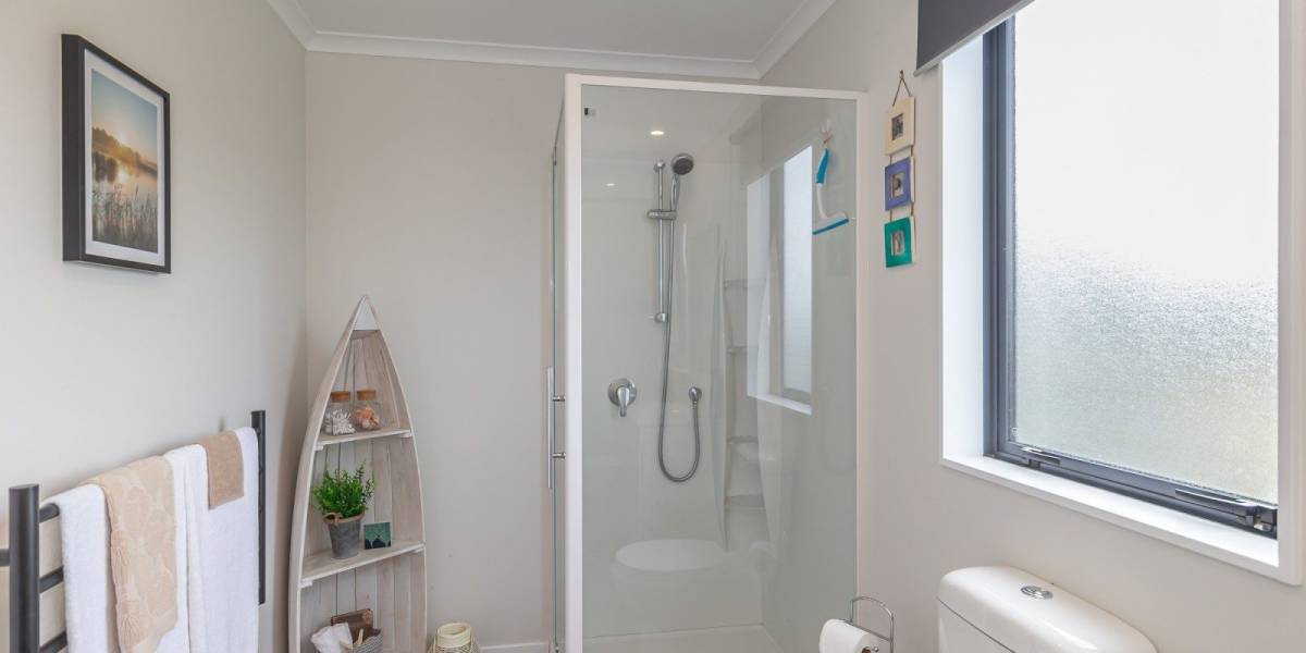 6 Arataki Grove, Waitarere Beach,  5510 New Zealand
