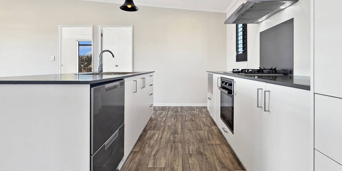 6 Arataki Grove, Waitarere Beach,  5510 New Zealand
